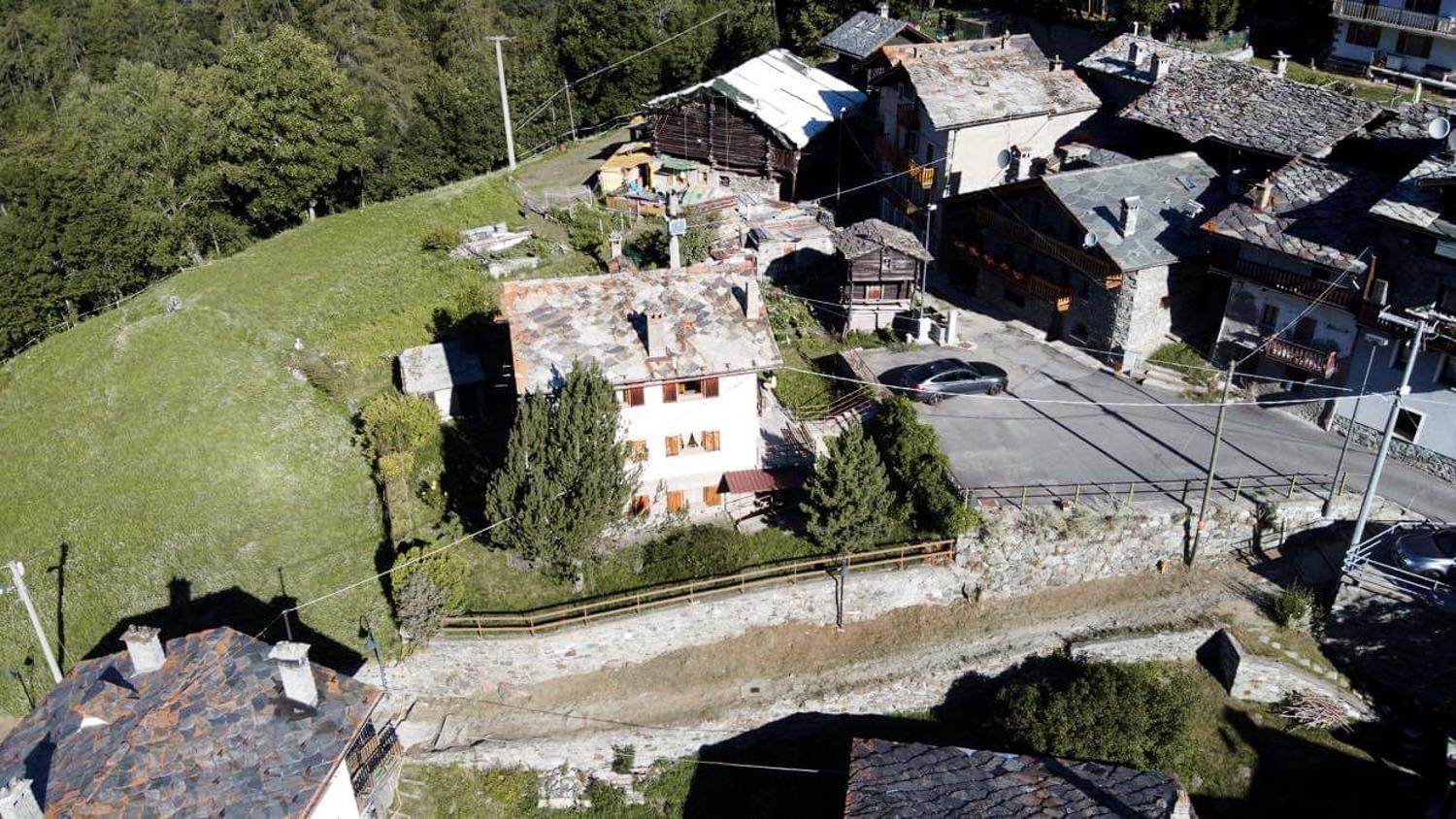 Relax & Sports -Cervinia- Maison Valtournenche Exterior foto